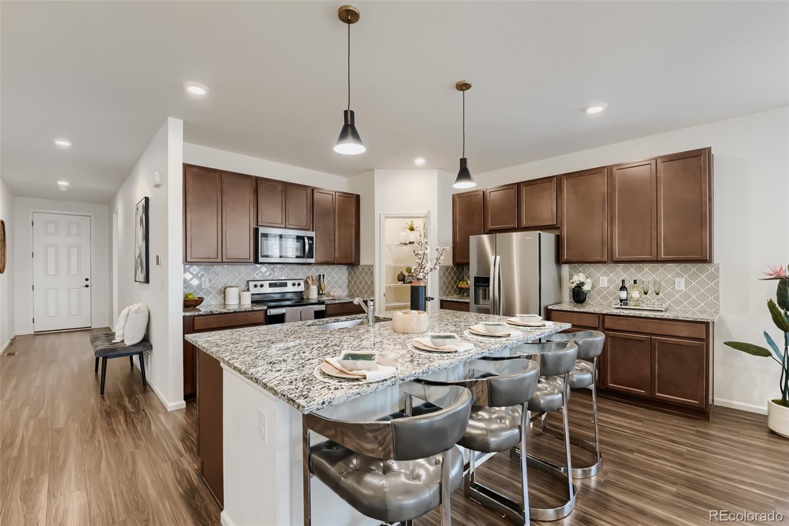 MLS Image #5 for 3342  bluestem street,dacono, Colorado