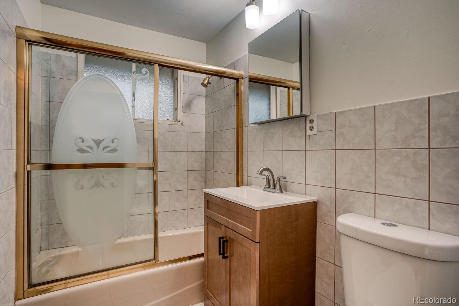 MLS Image #10 for 345 s lee street,denver, Colorado
