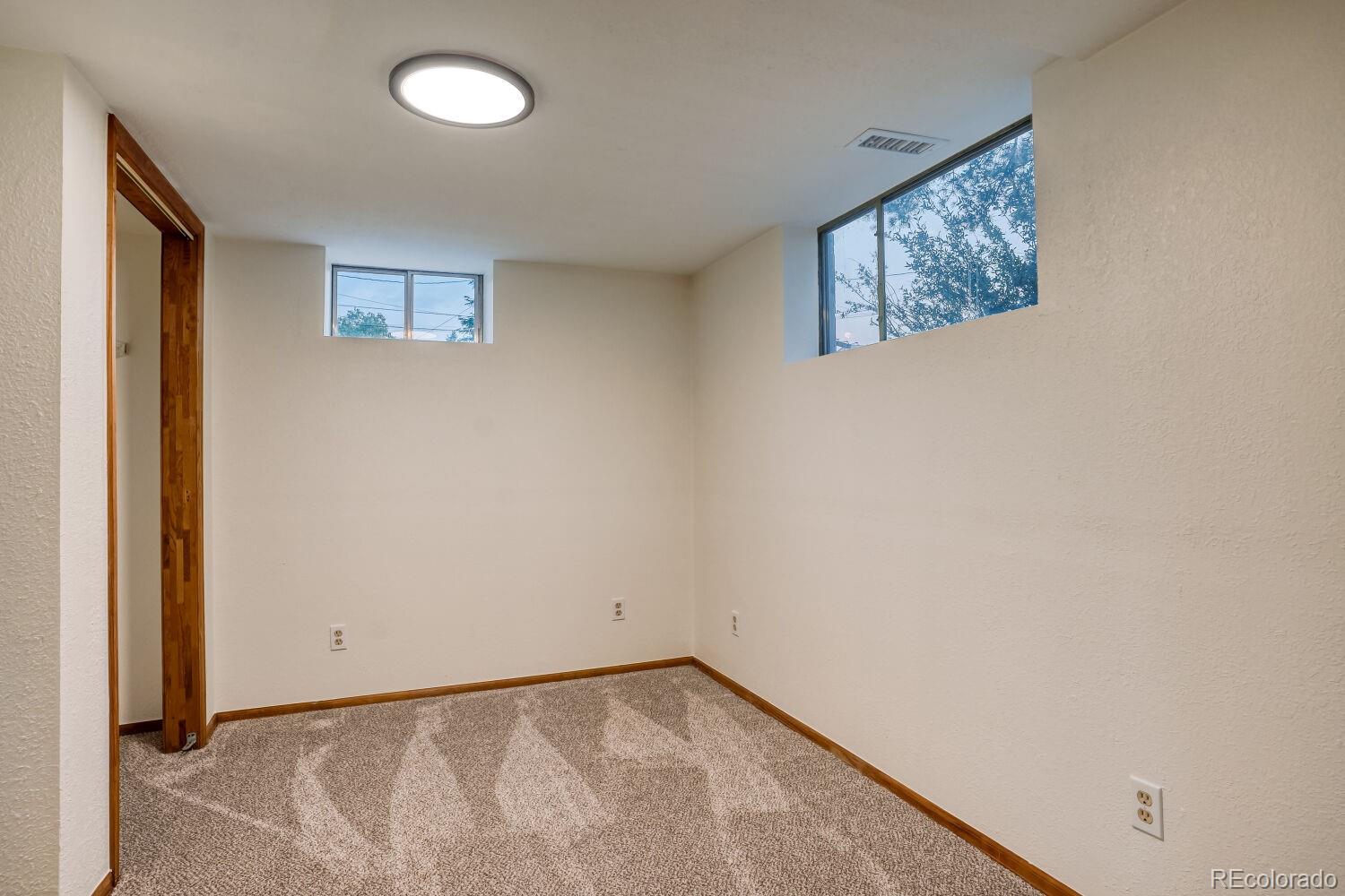 MLS Image #13 for 345 s lee street,denver, Colorado