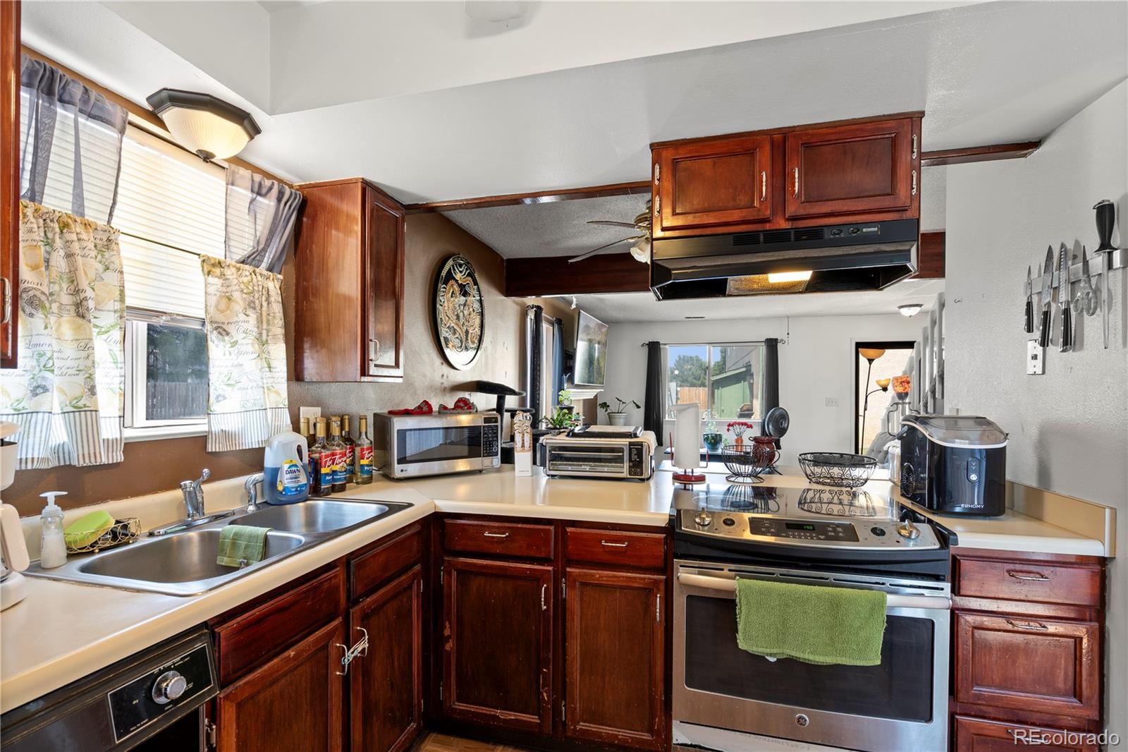 MLS Image #8 for 2352  washo circle,colorado springs, Colorado