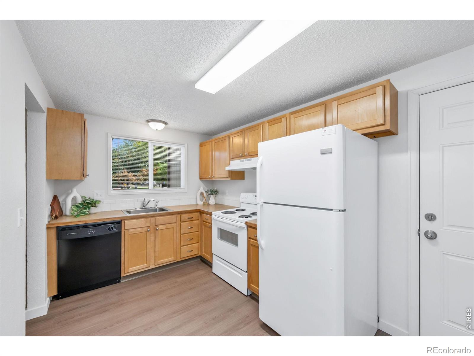 MLS Image #12 for 1609  ranae drive,loveland, Colorado