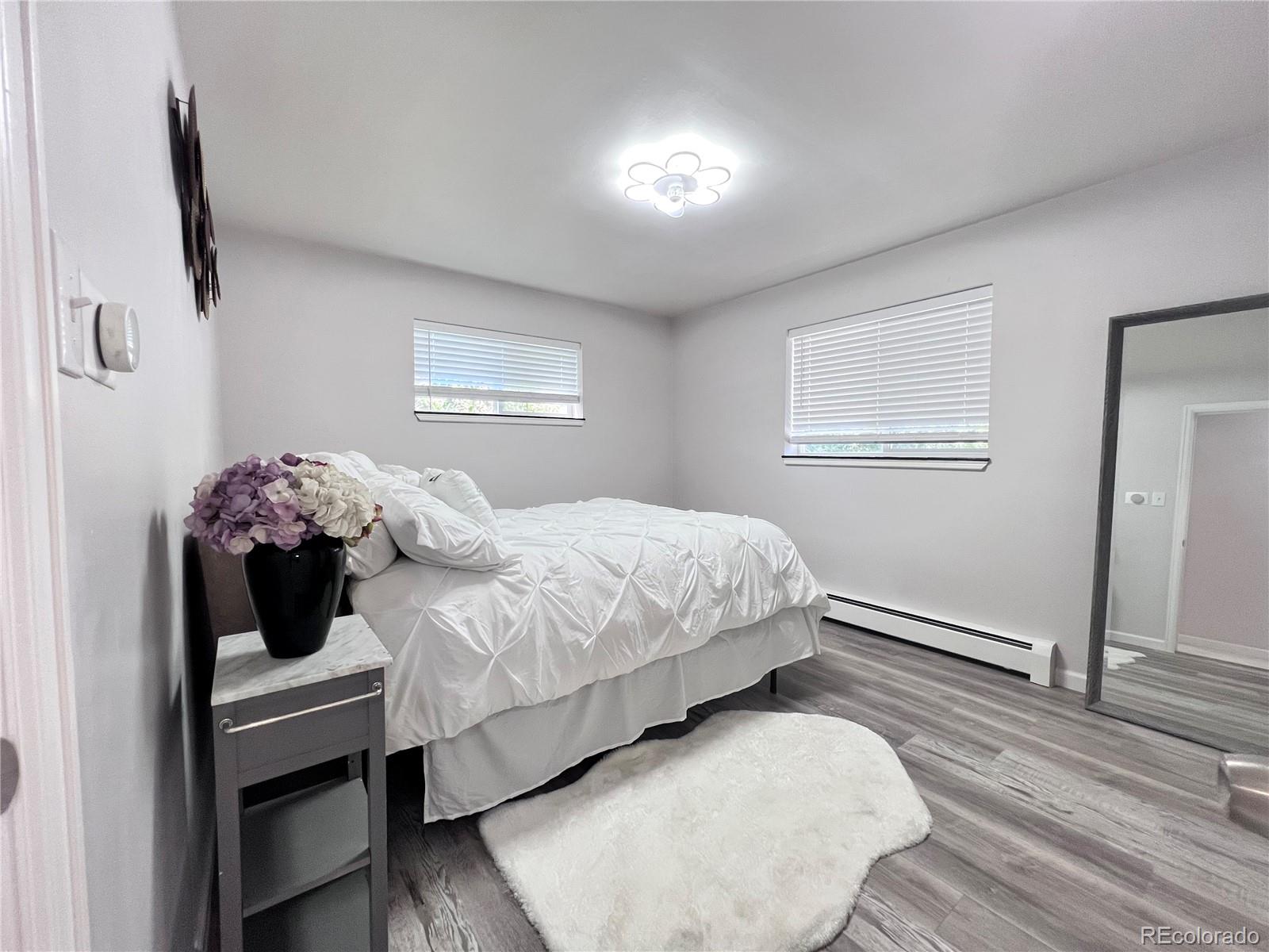 MLS Image #14 for 555  everett street,denver, Colorado
