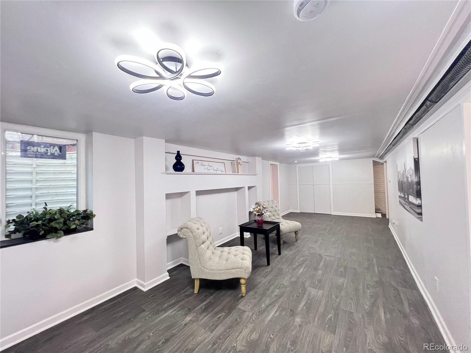 MLS Image #22 for 555  everett street,denver, Colorado