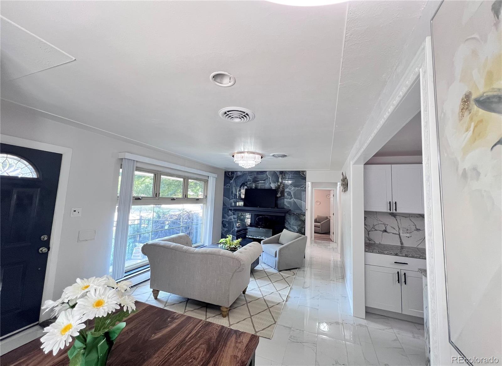 MLS Image #4 for 555  everett street,denver, Colorado