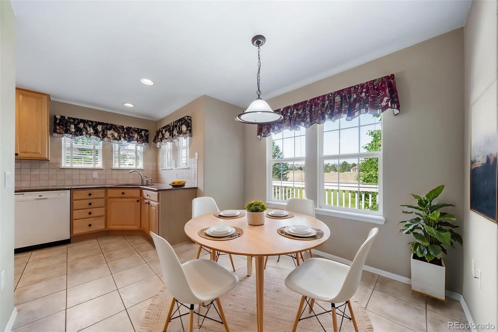MLS Image #13 for 23588 e mineral place,aurora, Colorado