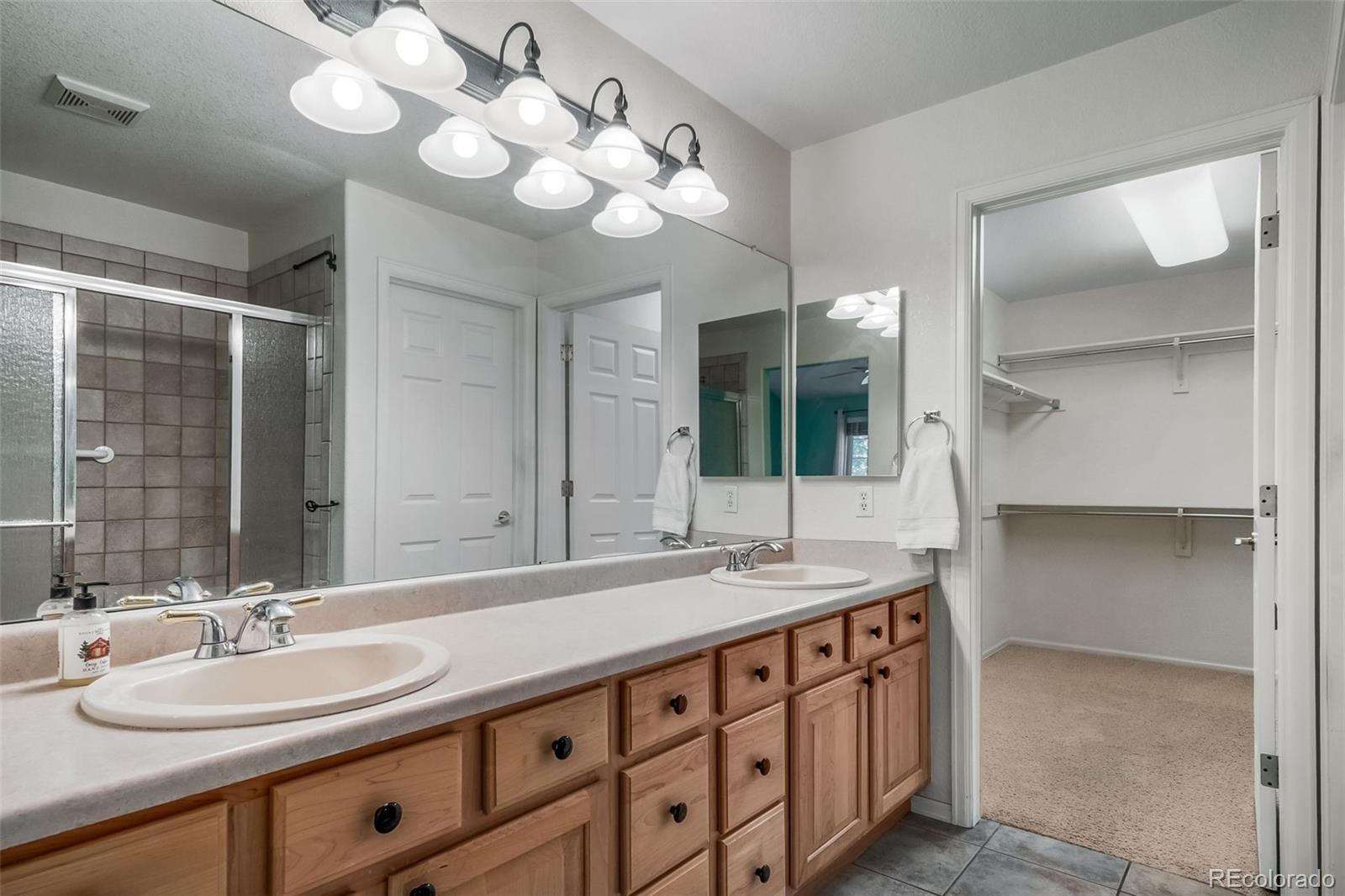 MLS Image #18 for 23588 e mineral place,aurora, Colorado