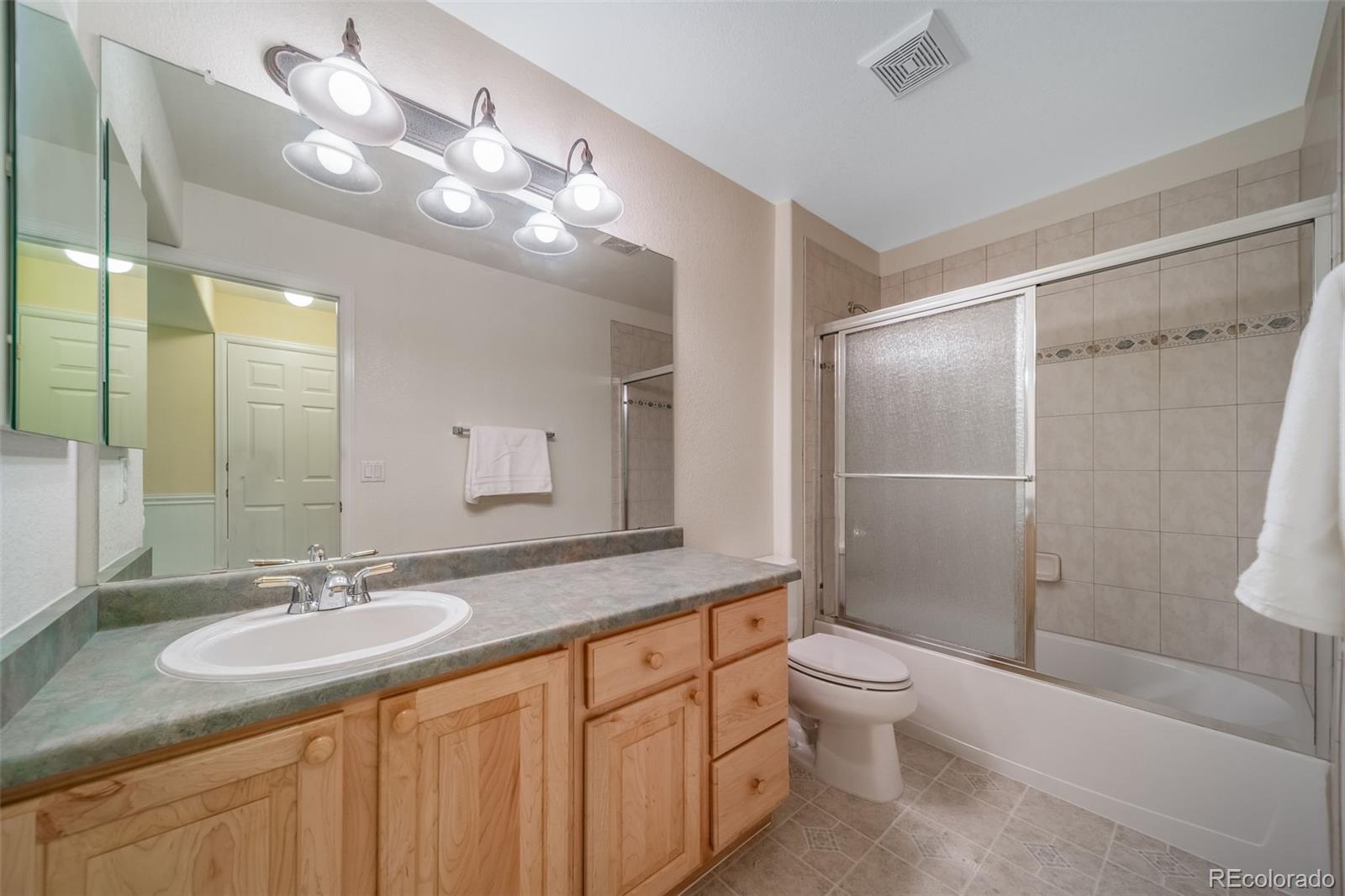 MLS Image #25 for 23588 e mineral place,aurora, Colorado