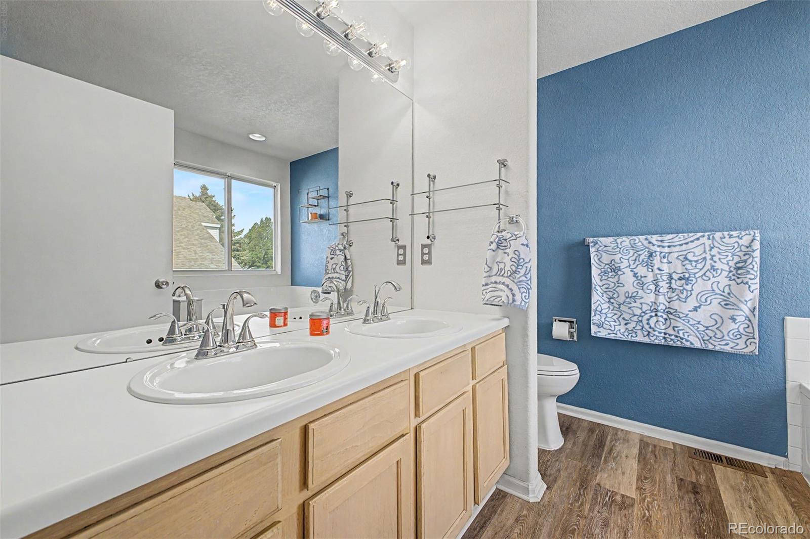 MLS Image #23 for 19584 e ithaca place,aurora, Colorado