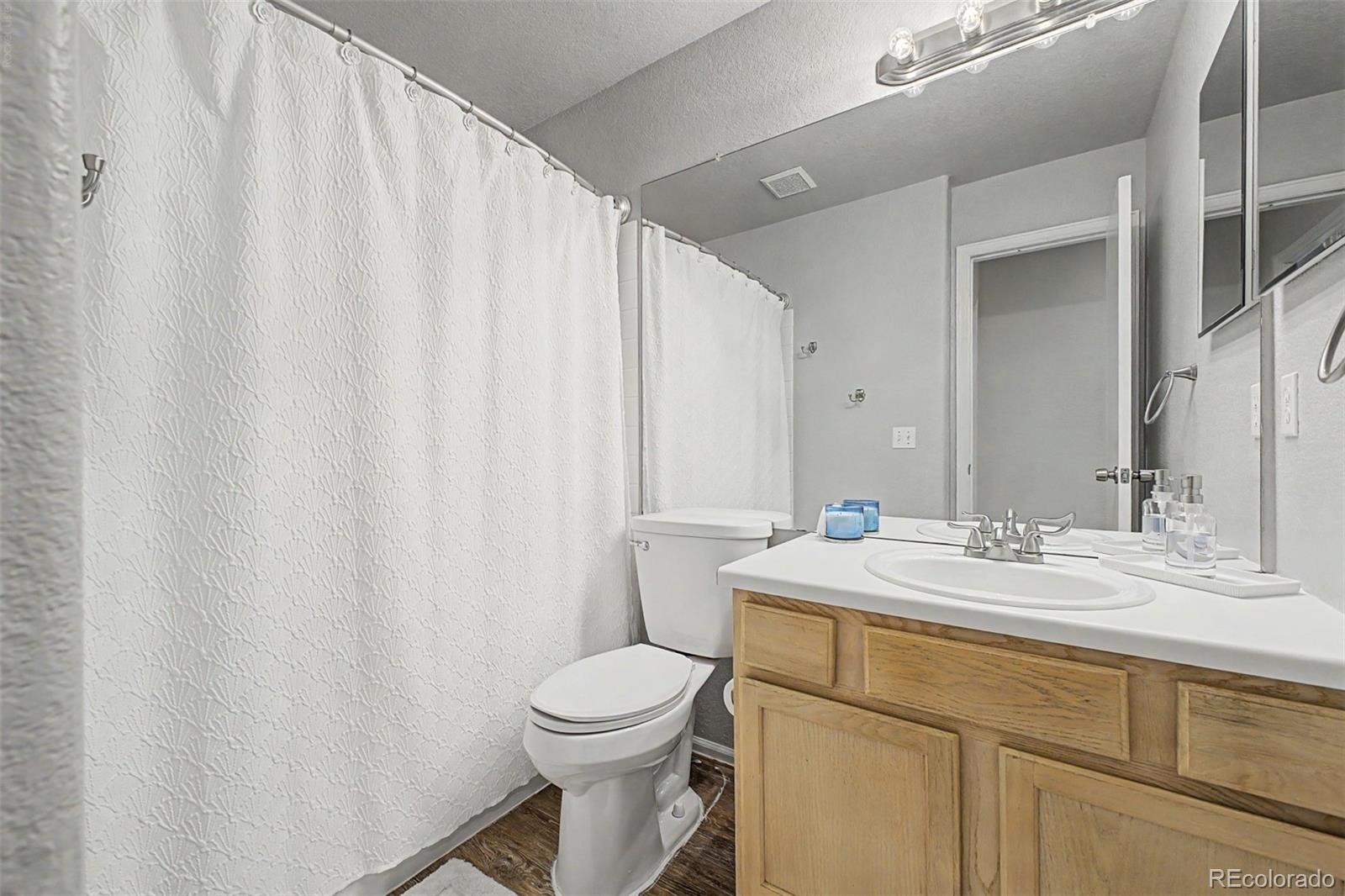 MLS Image #30 for 19584 e ithaca place,aurora, Colorado