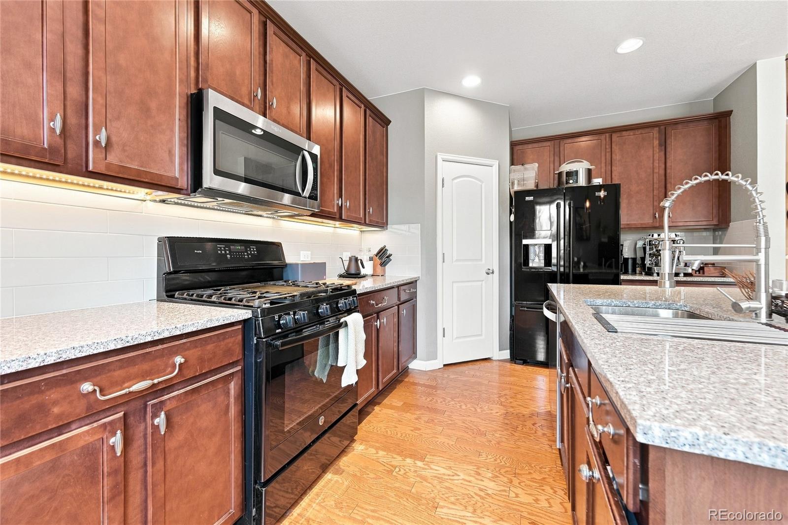 MLS Image #15 for 1220  mcmurdo circle,castle rock, Colorado