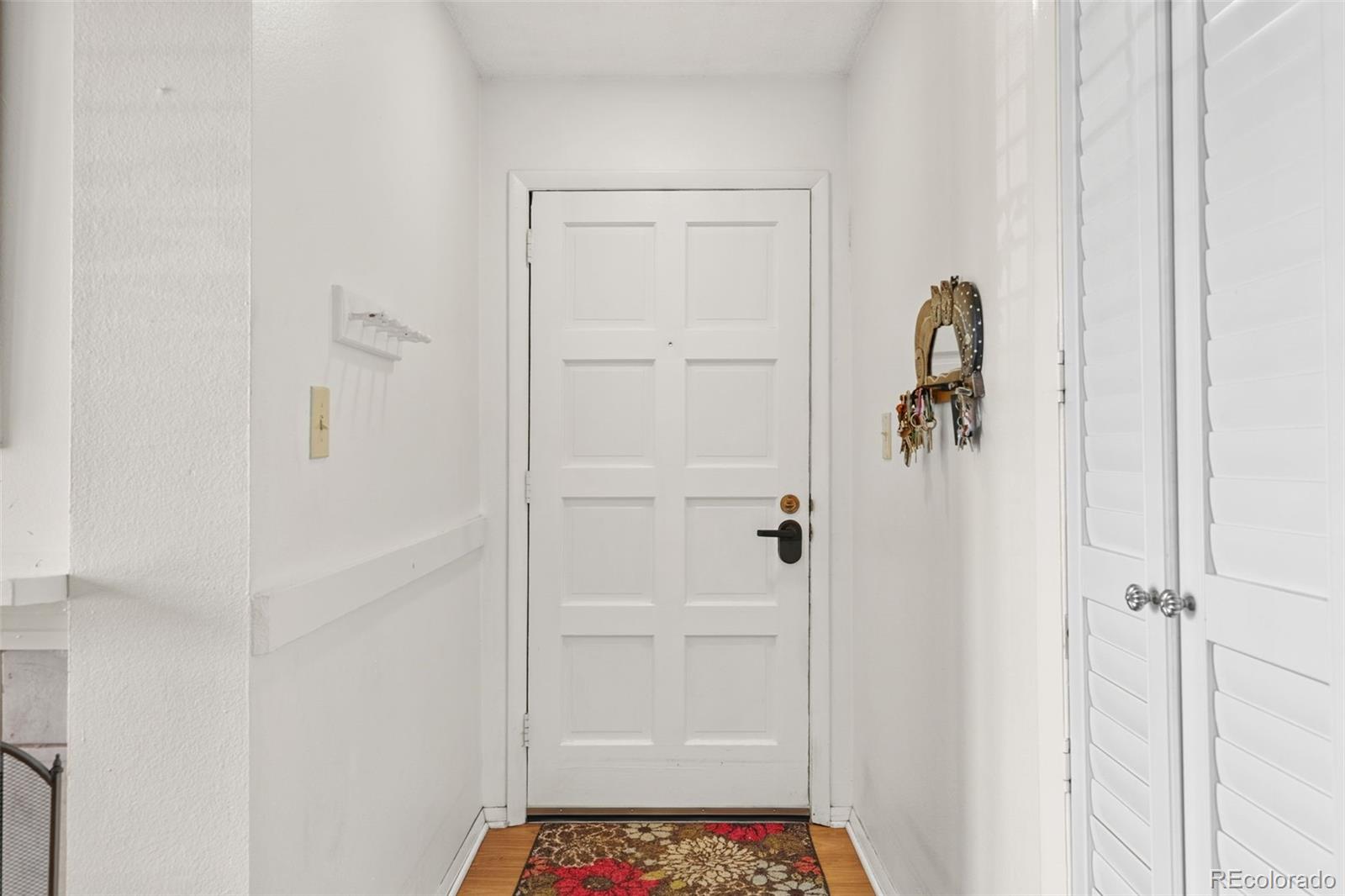MLS Image #4 for 2350 e geddes avenue e,centennial, Colorado