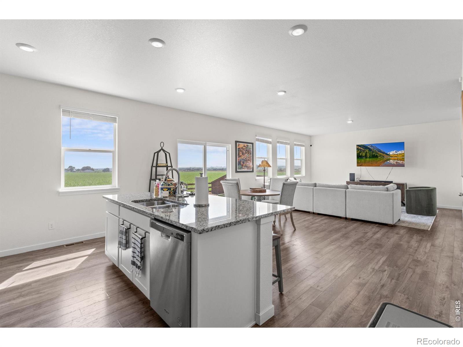 MLS Image #21 for 313  raven lane,johnstown, Colorado