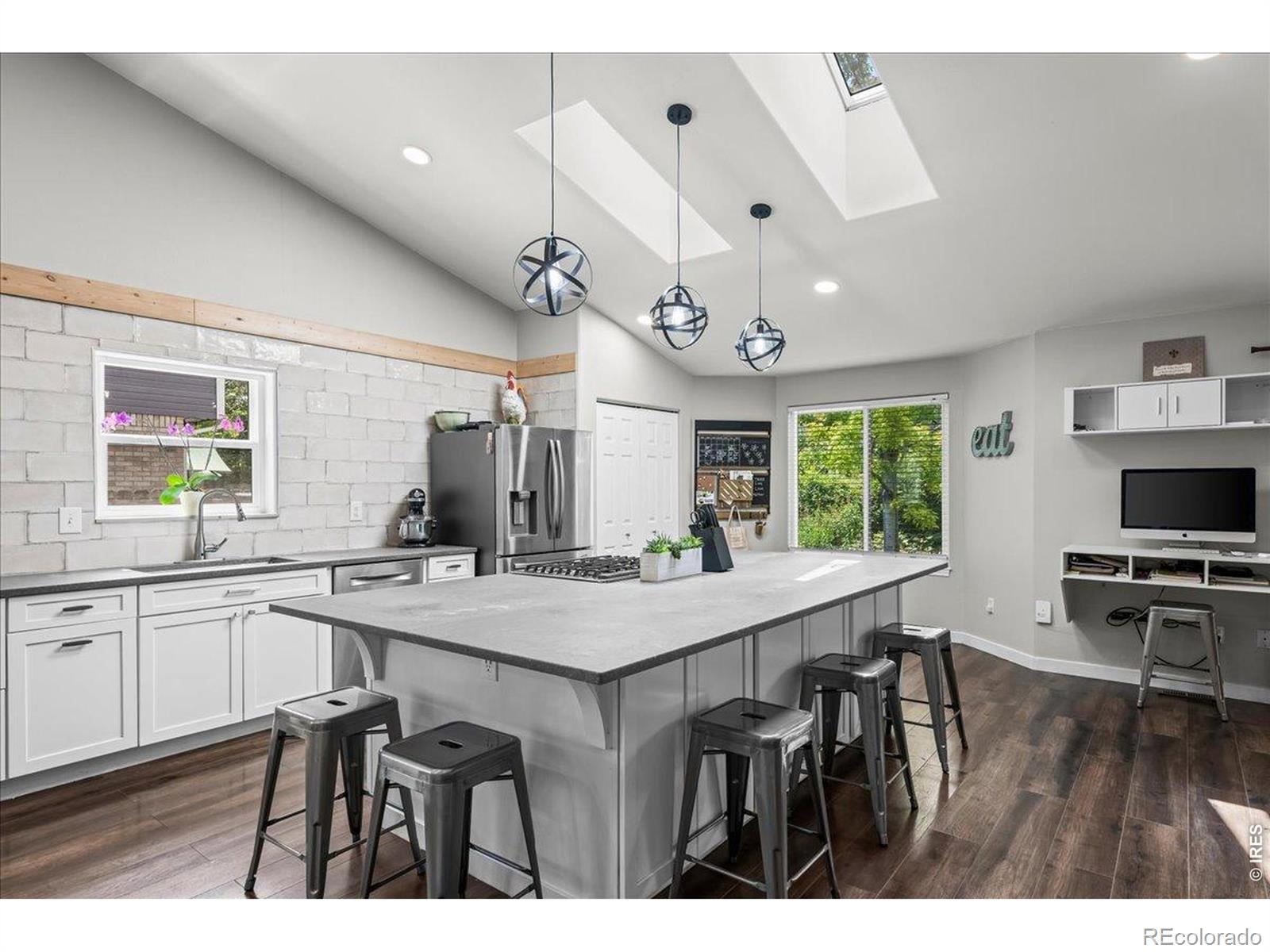 MLS Image #7 for 2431  maplewood circle,longmont, Colorado