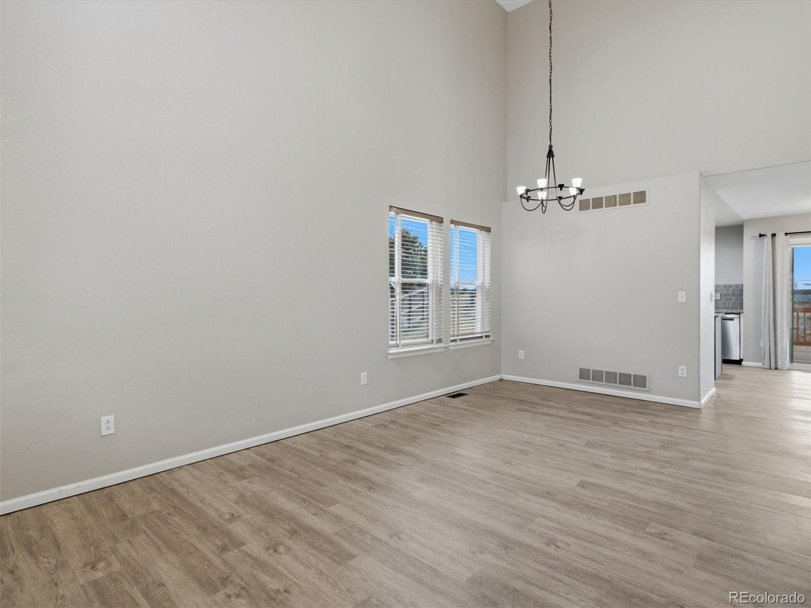 MLS Image #3 for 9931  aftonwood street,littleton, Colorado