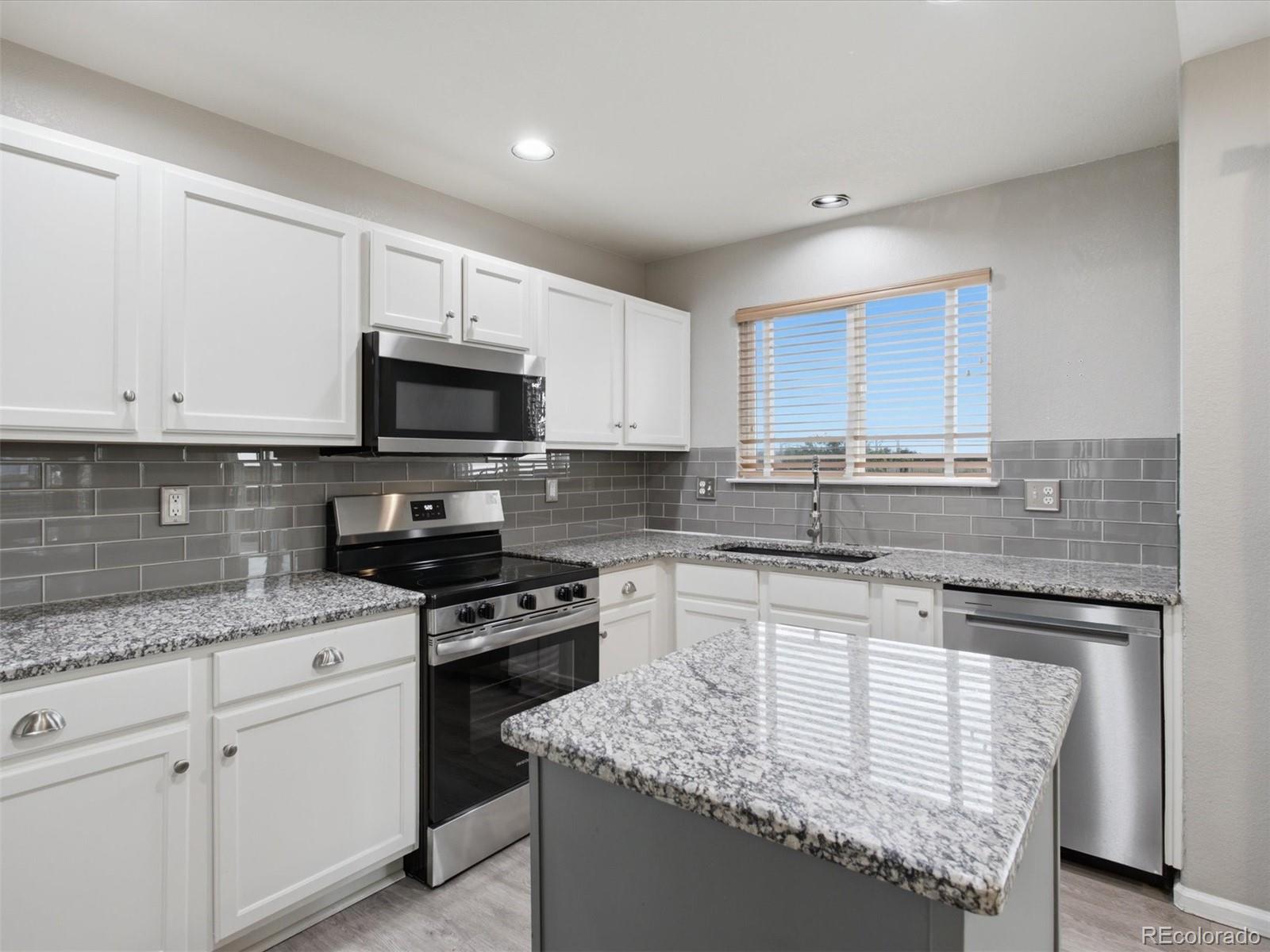 MLS Image #6 for 9931  aftonwood street,littleton, Colorado