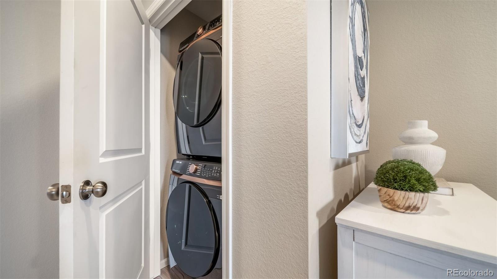 MLS Image #21 for 22421 e 46th avenue,aurora, Colorado