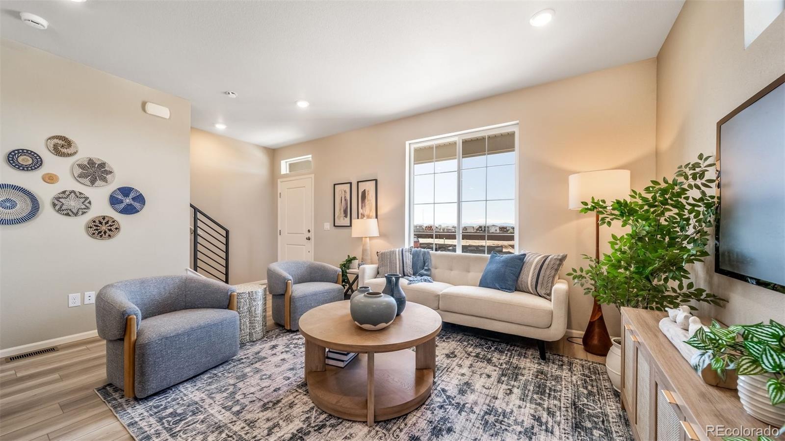 MLS Image #14 for 22393 e 46th avenue,aurora, Colorado