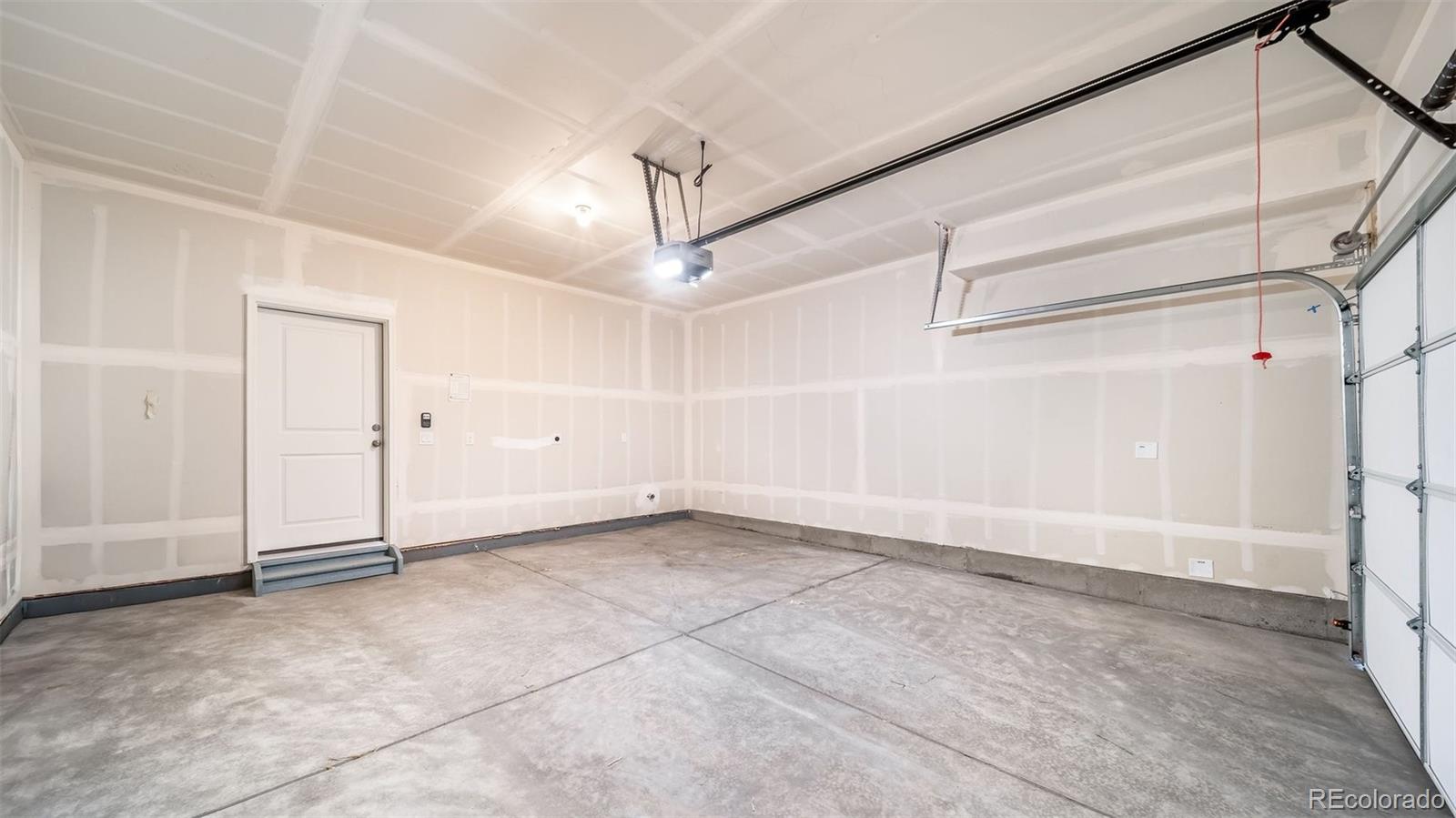 MLS Image #29 for 22393 e 46th avenue,aurora, Colorado