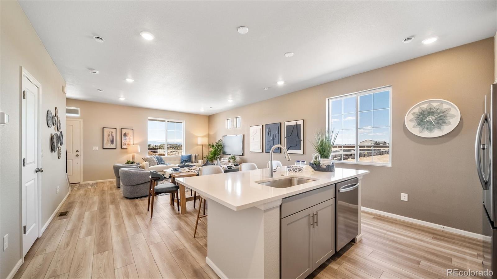 MLS Image #3 for 22393 e 46th avenue,aurora, Colorado