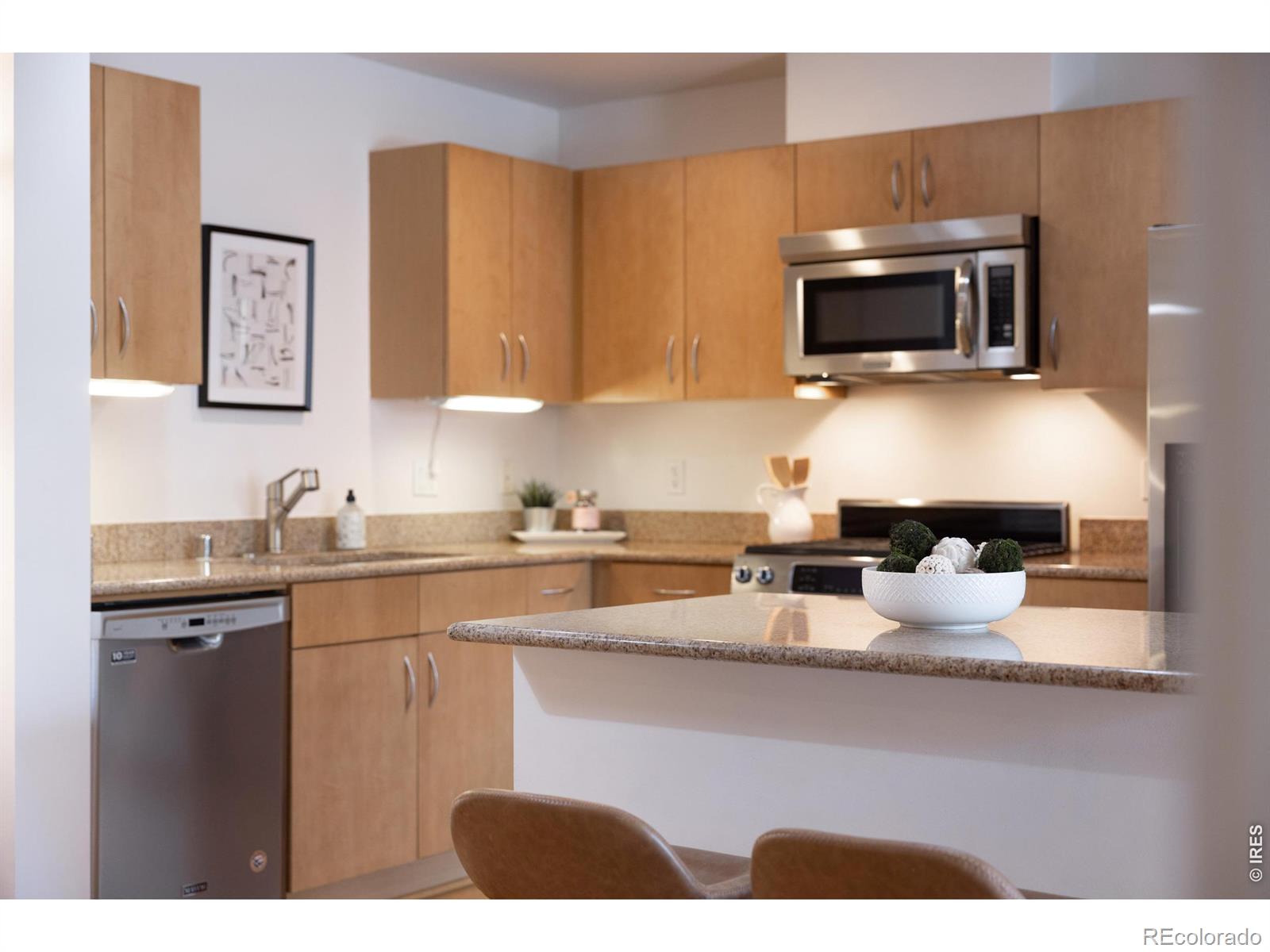 MLS Image #4 for 3601  arapahoe avenue,boulder, Colorado