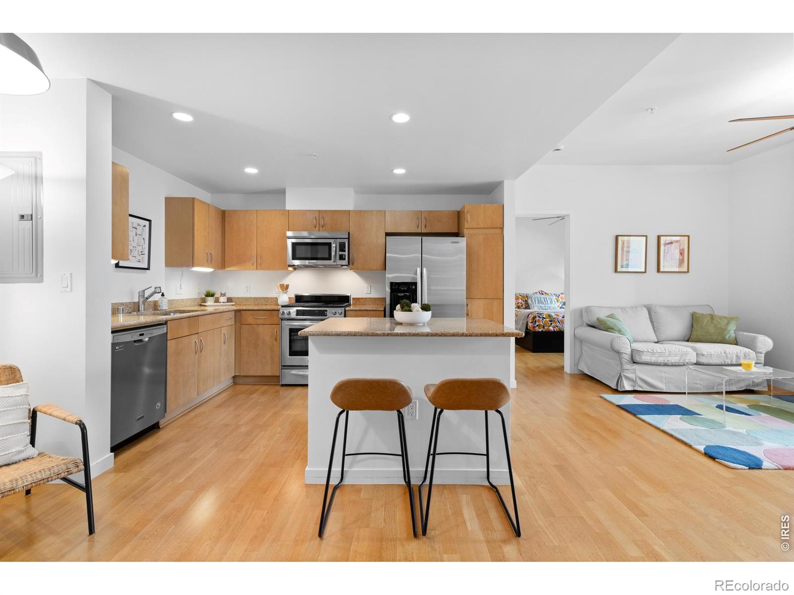 MLS Image #5 for 3601  arapahoe avenue,boulder, Colorado