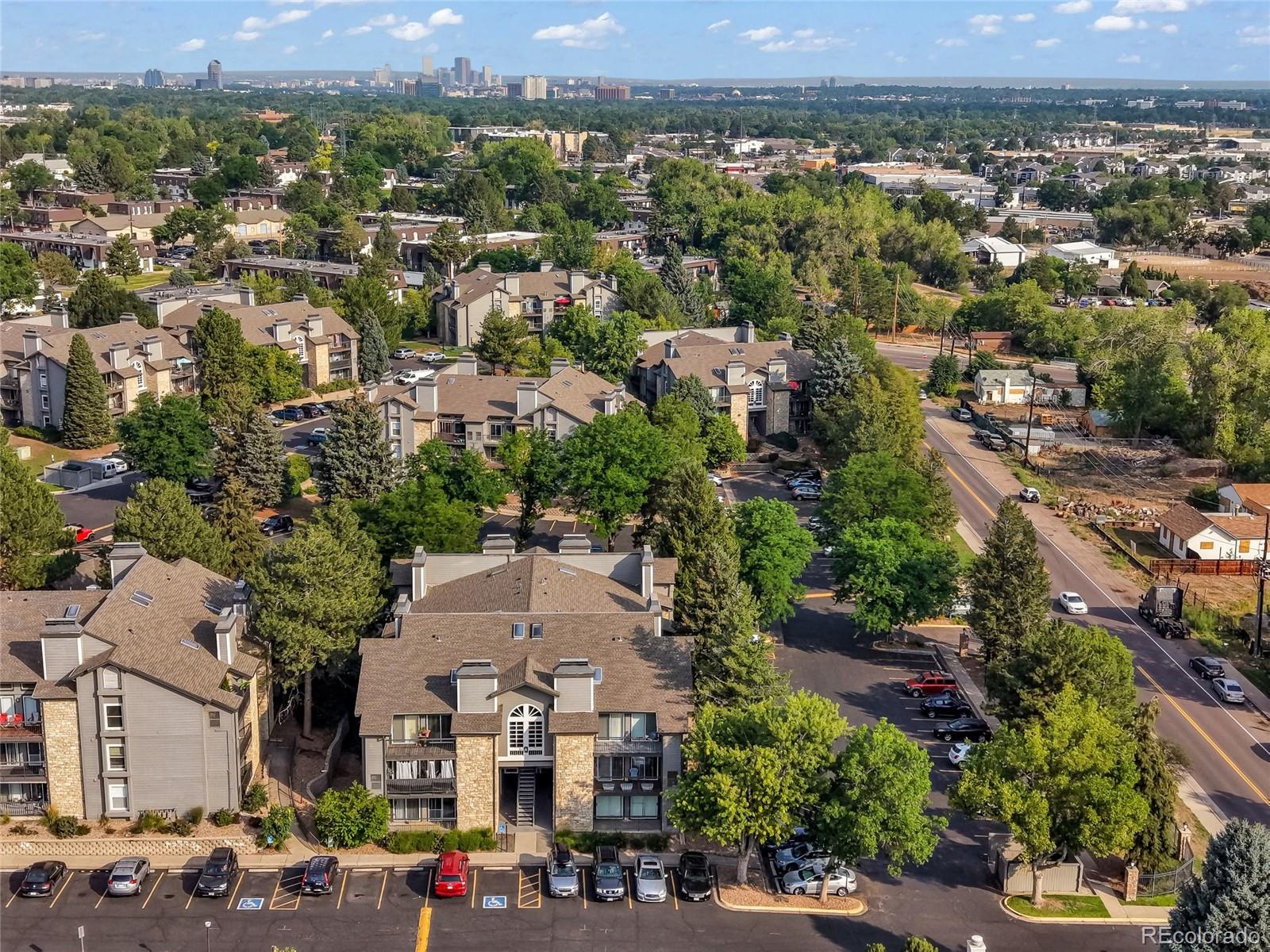 MLS Image #25 for 2575 s syracuse way,denver, Colorado