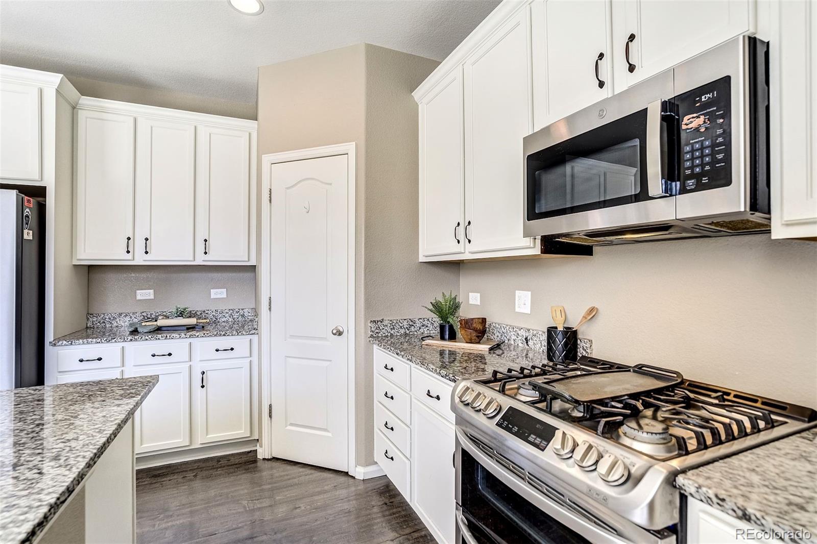 MLS Image #7 for 6758  alliance loop,colorado springs, Colorado