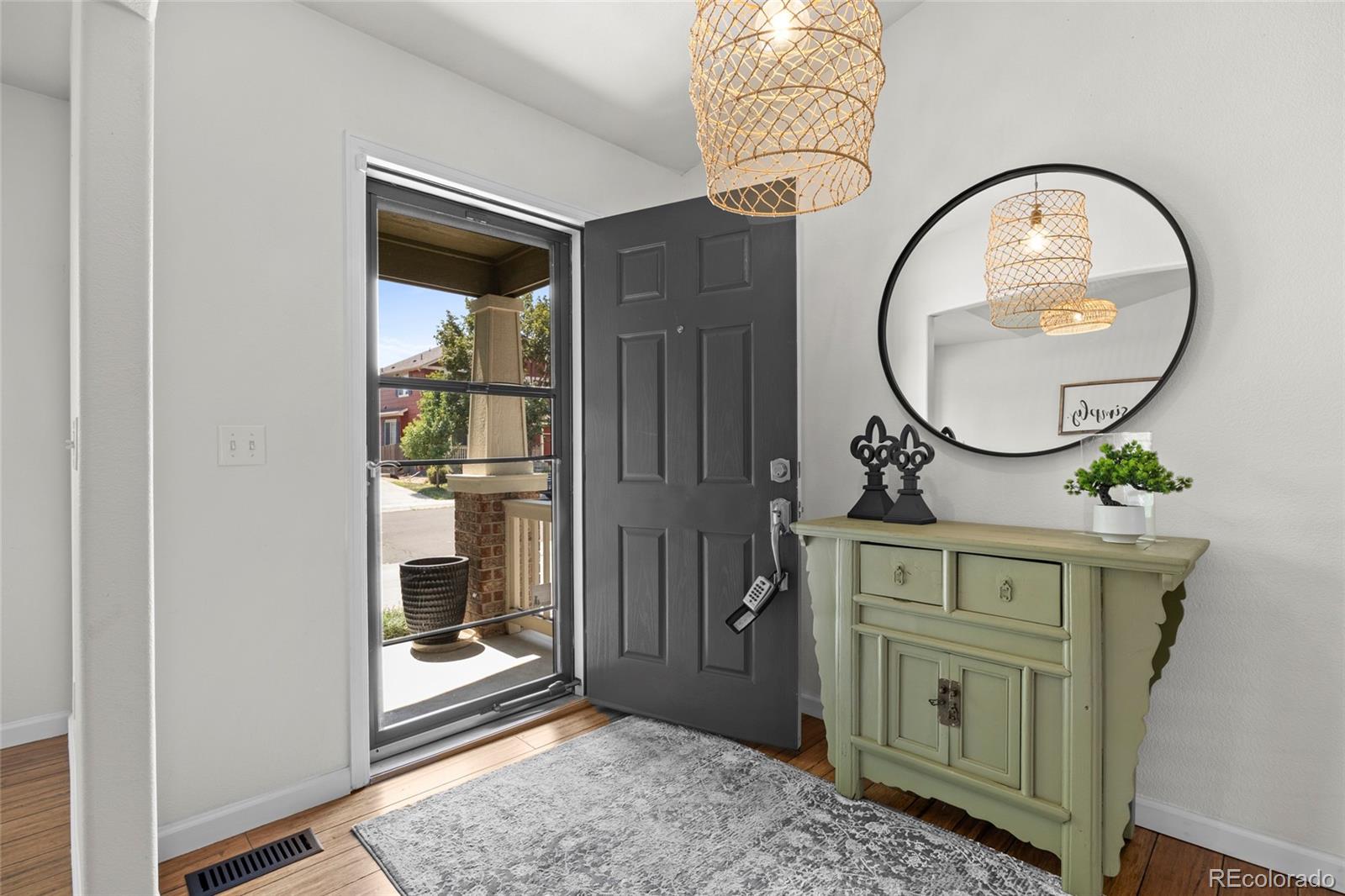 MLS Image #2 for 21499 e nassau avenue,aurora, Colorado