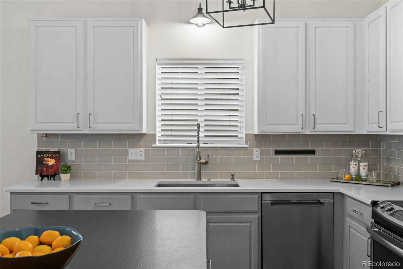 MLS Image #6 for 21499 e nassau avenue,aurora, Colorado