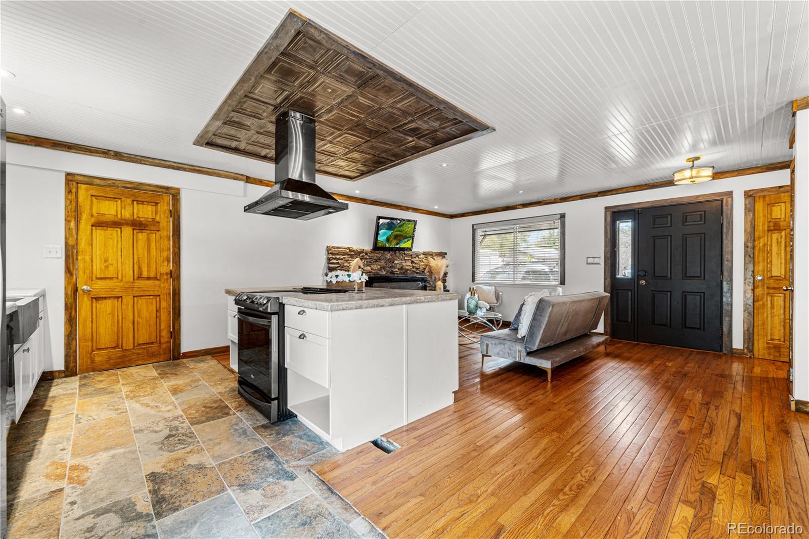 MLS Image #2 for 11  macnaughton road,pueblo, Colorado