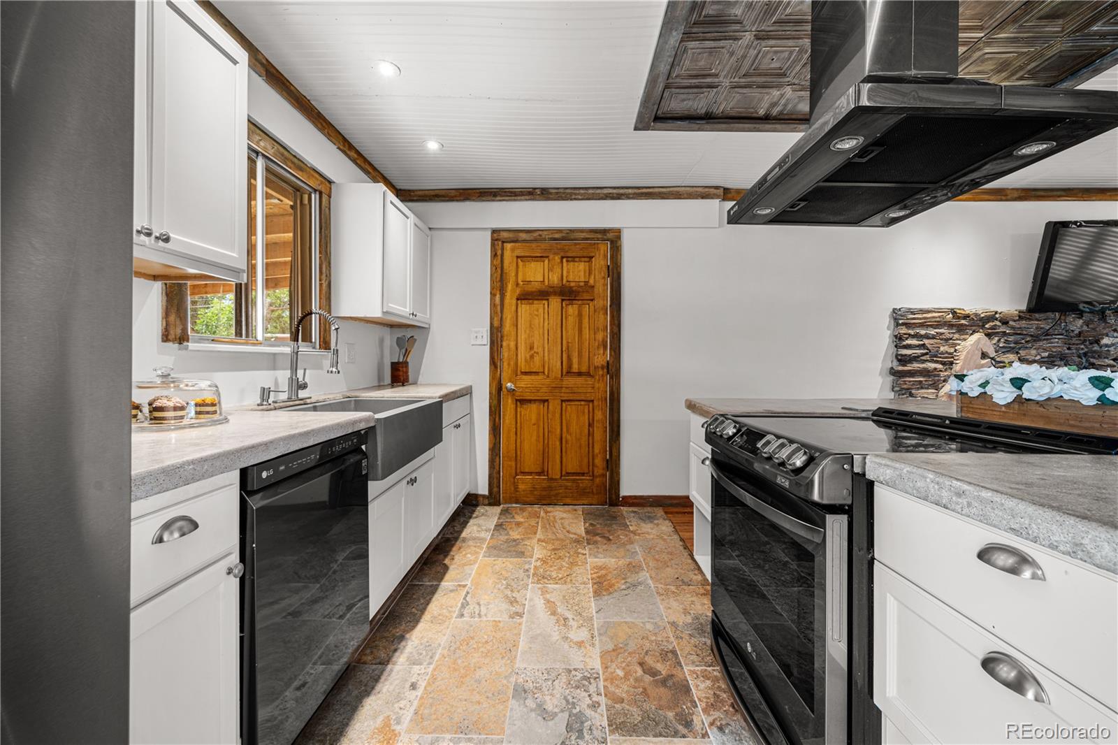 MLS Image #3 for 11  macnaughton road,pueblo, Colorado