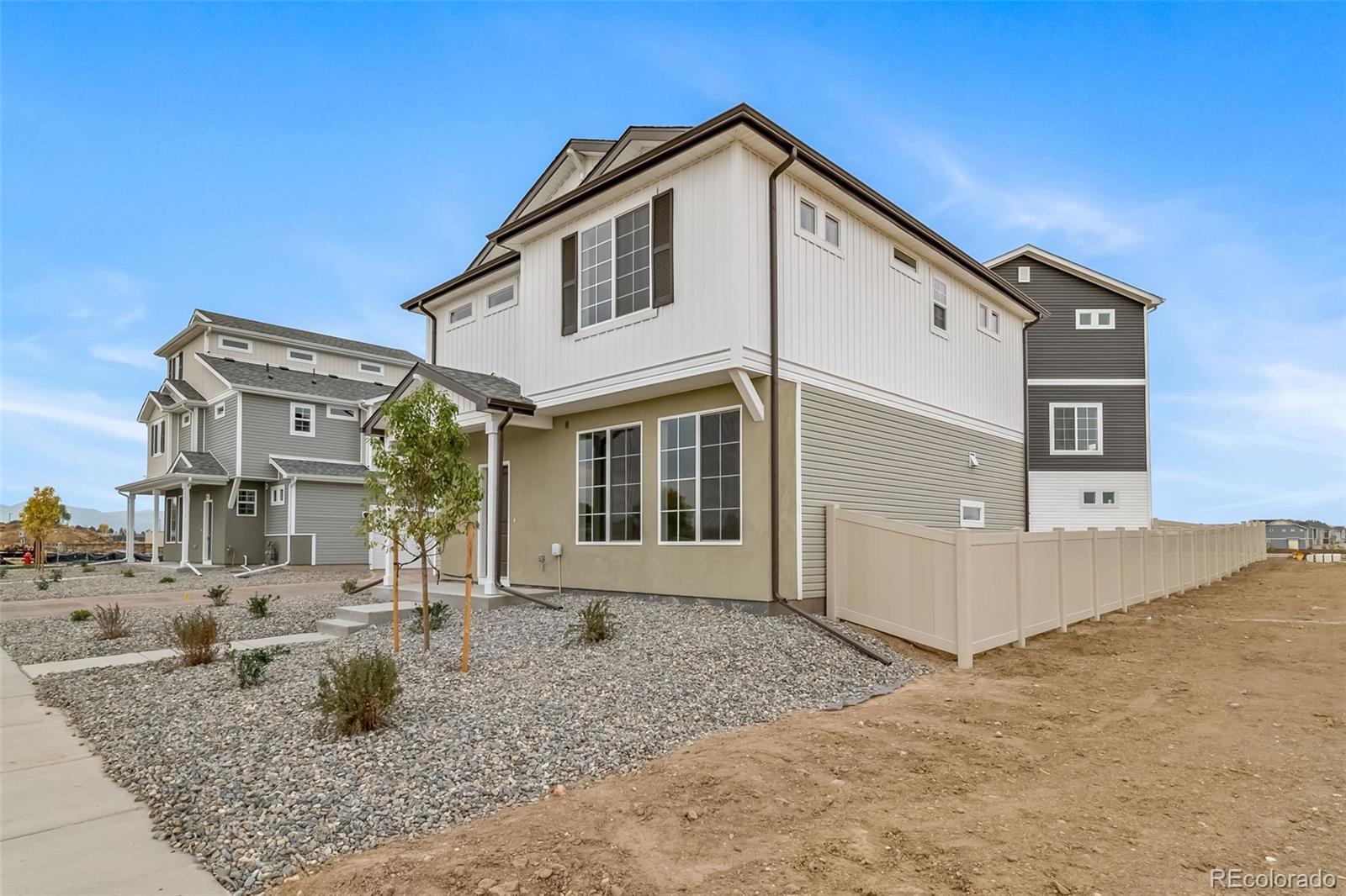 MLS Image #2 for 630  wagon wheel way,bennett, Colorado