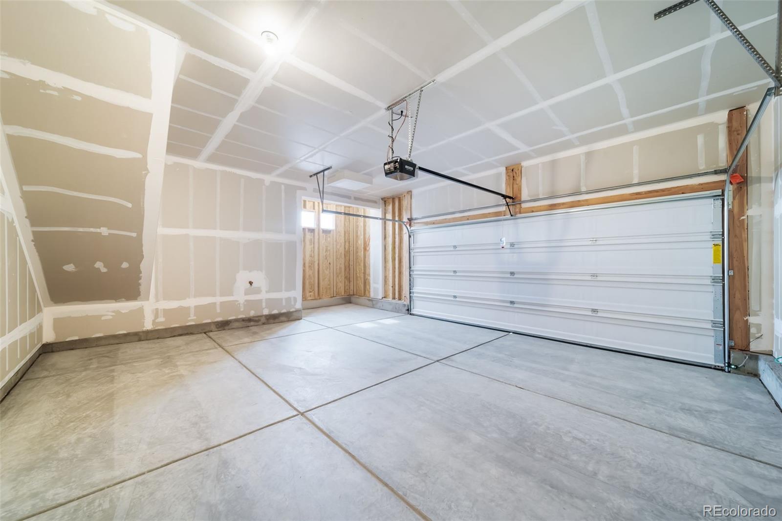 MLS Image #33 for 630  wagon wheel way,bennett, Colorado