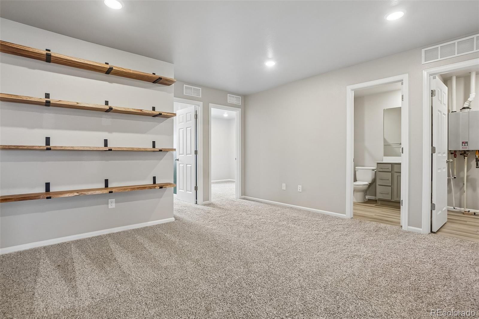 MLS Image #14 for 22160 e 8th avenue ,aurora, Colorado
