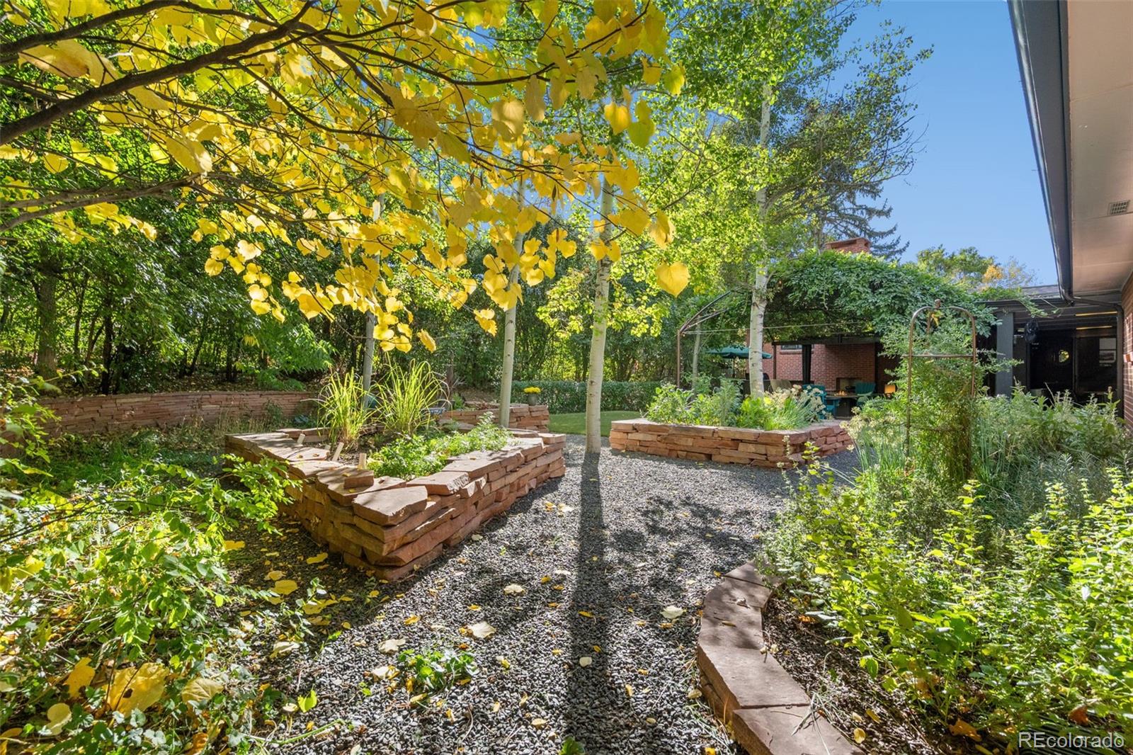 MLS Image #14 for 1190  olive street,denver, Colorado