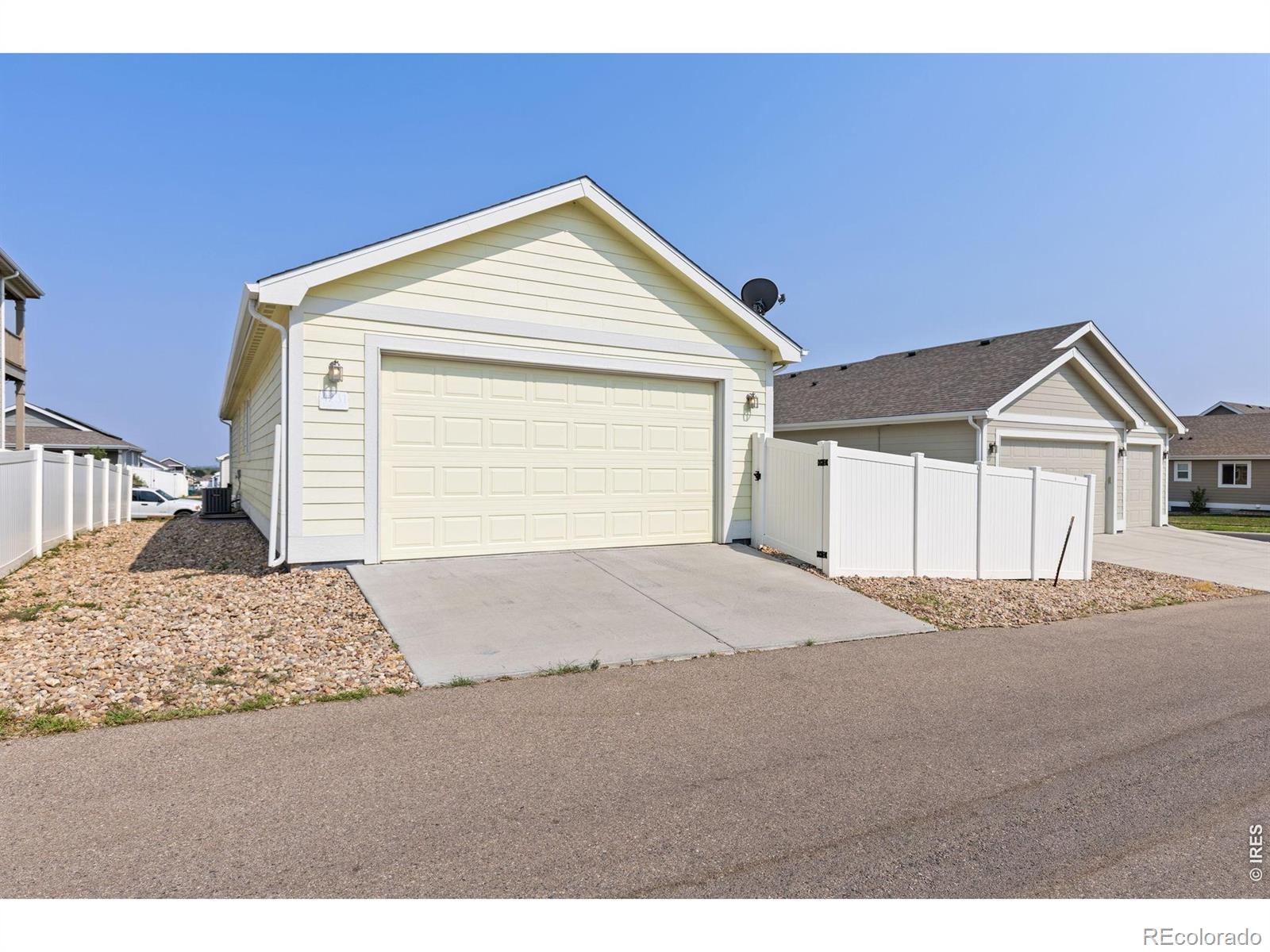 MLS Image #3 for 4231  sunflower road,evans, Colorado