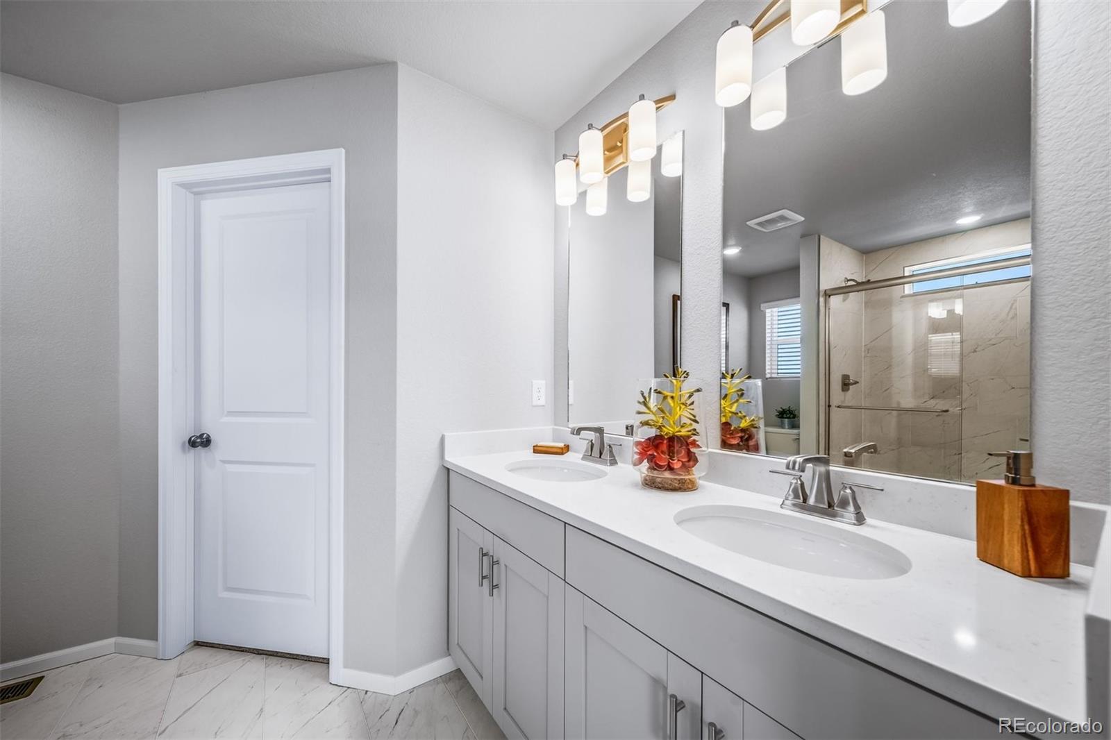 MLS Image #19 for 3910 n rome street,aurora, Colorado