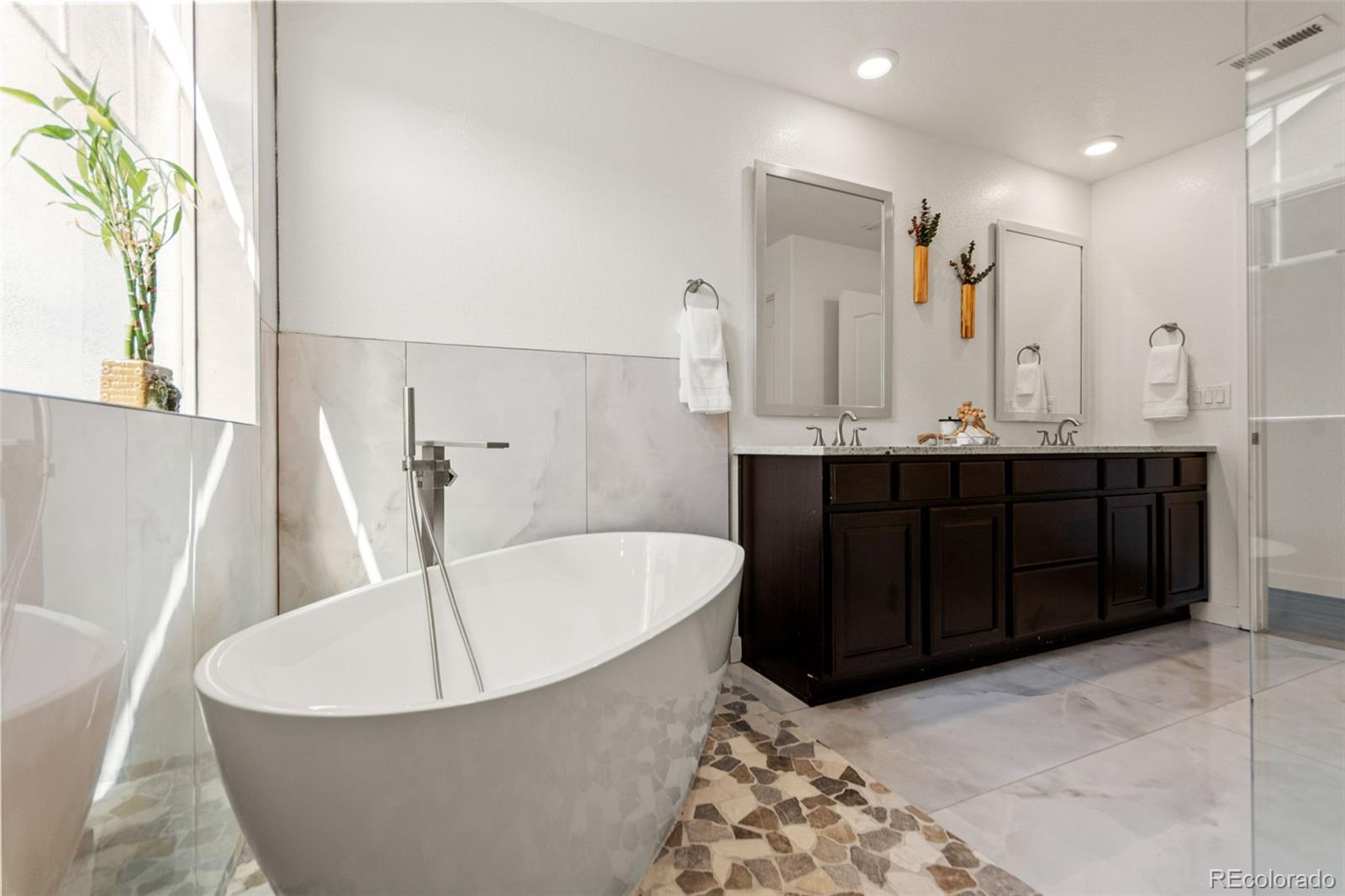 MLS Image #26 for 19615 w 94th avenue,arvada, Colorado