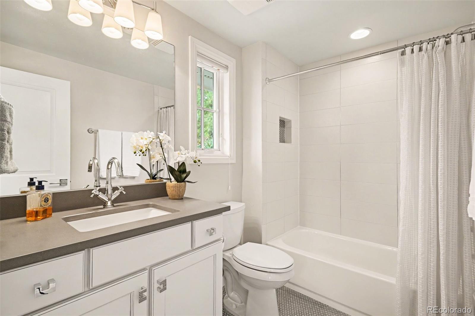 MLS Image #23 for 1400 s saint paul street,denver, Colorado