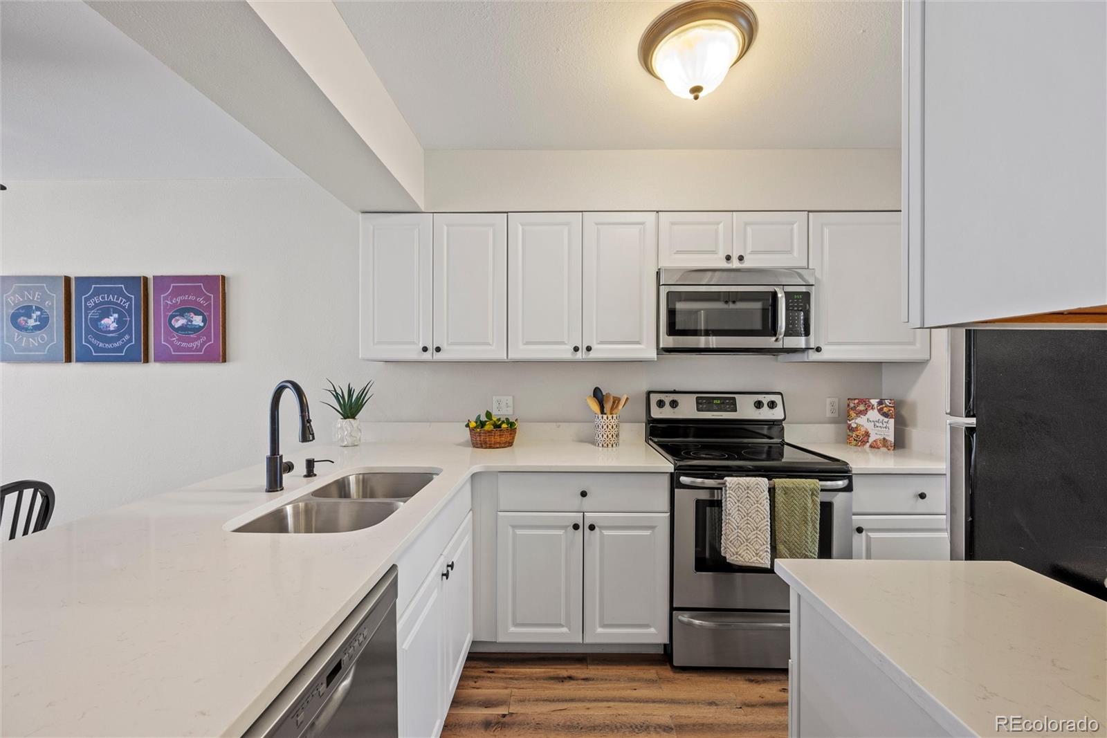 MLS Image #2 for 14252 e hawaii circle,aurora, Colorado