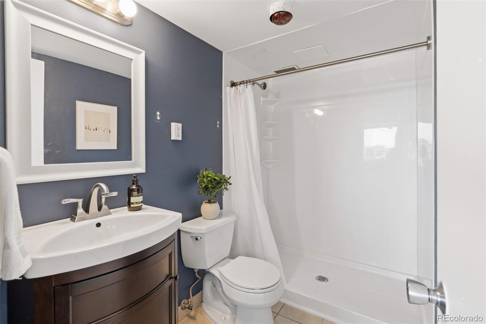 MLS Image #21 for 1121  albion street 710,denver, Colorado