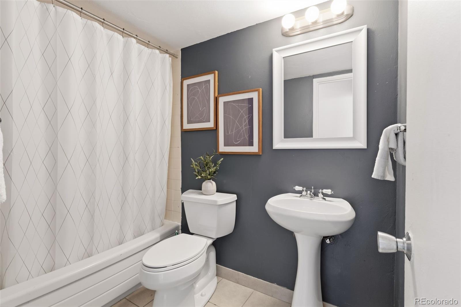 MLS Image #24 for 1121  albion street 710,denver, Colorado