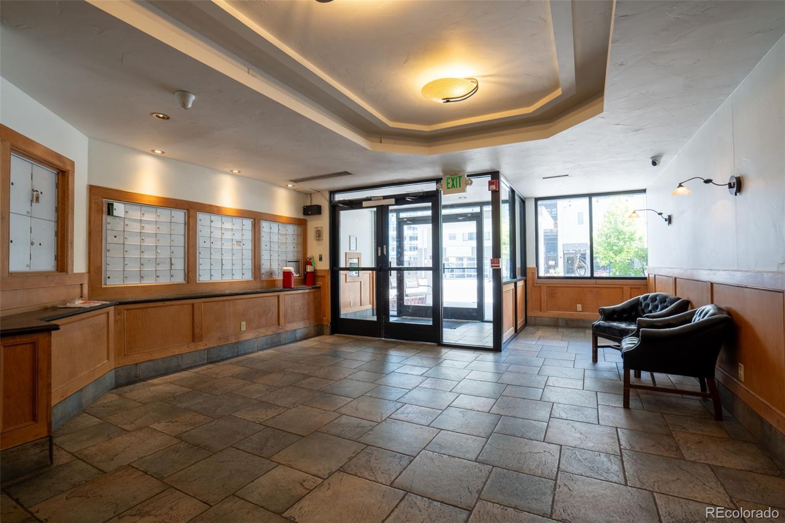 MLS Image #4 for 1121  albion street 710,denver, Colorado