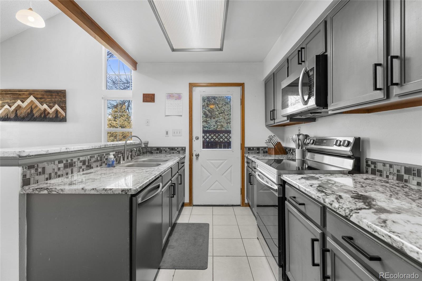 MLS Image #8 for 12292  bannock circle,denver, Colorado