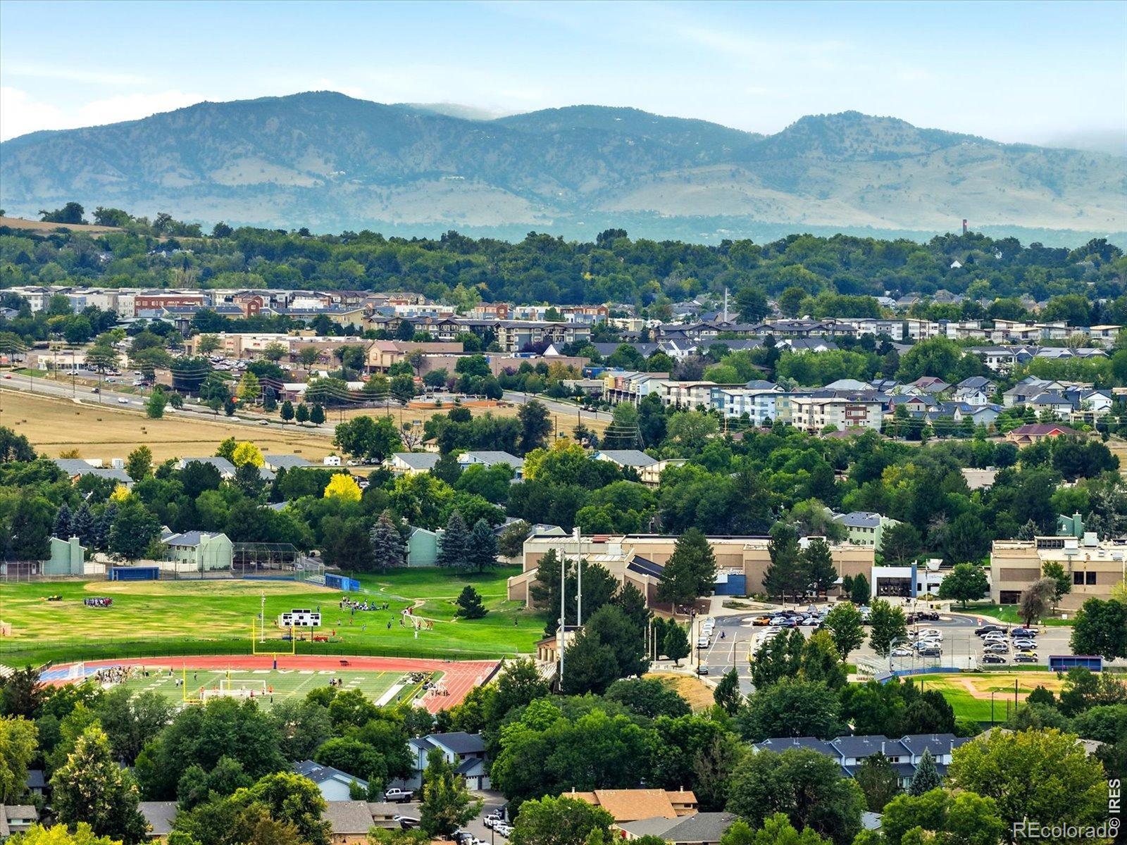 MLS Image #46 for 711  old wagon trail circle,lafayette, Colorado