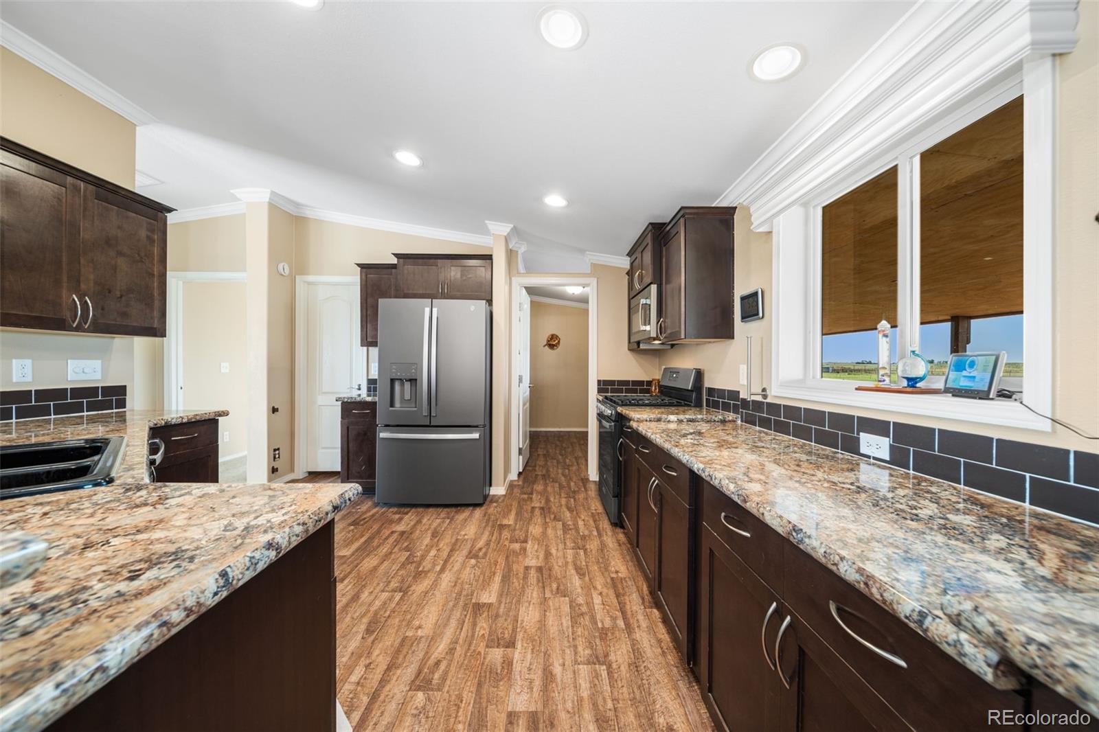 MLS Image #8 for 25101  county road 38 ,la salle, Colorado