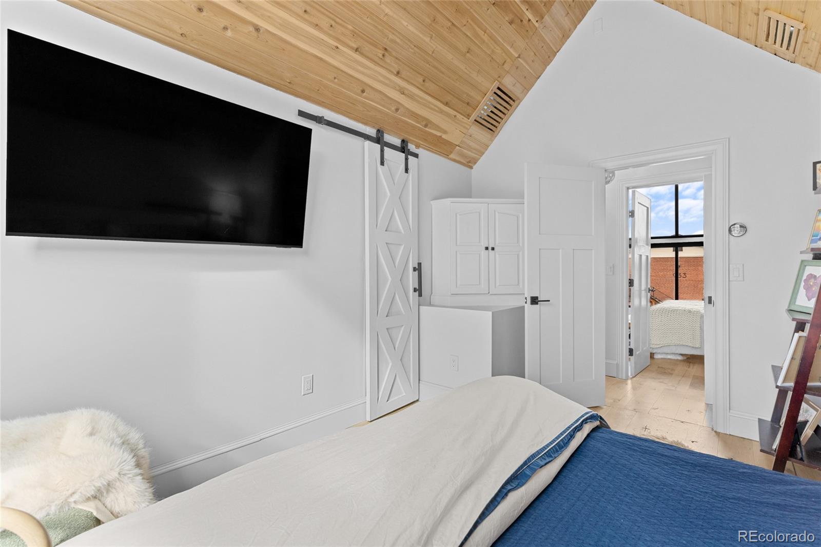 MLS Image #27 for 946  portland place,boulder, Colorado