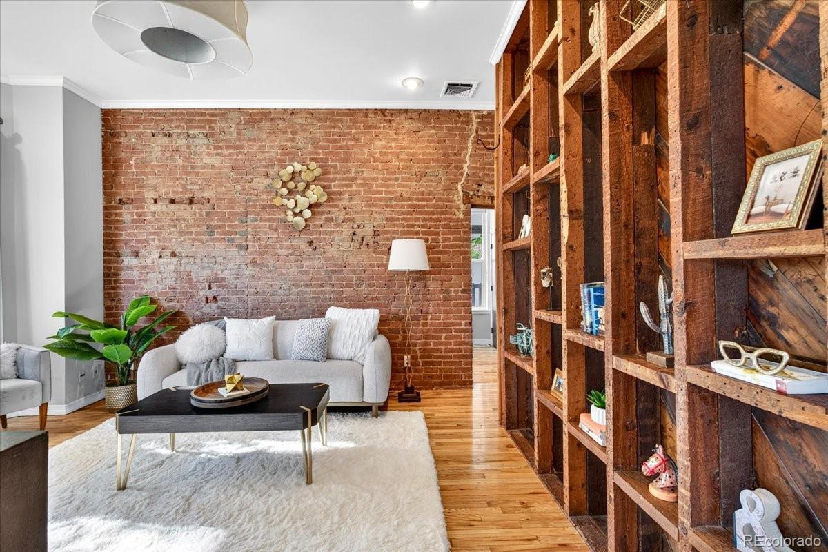 MLS Image #3 for 2459 n clarkson street,denver, Colorado