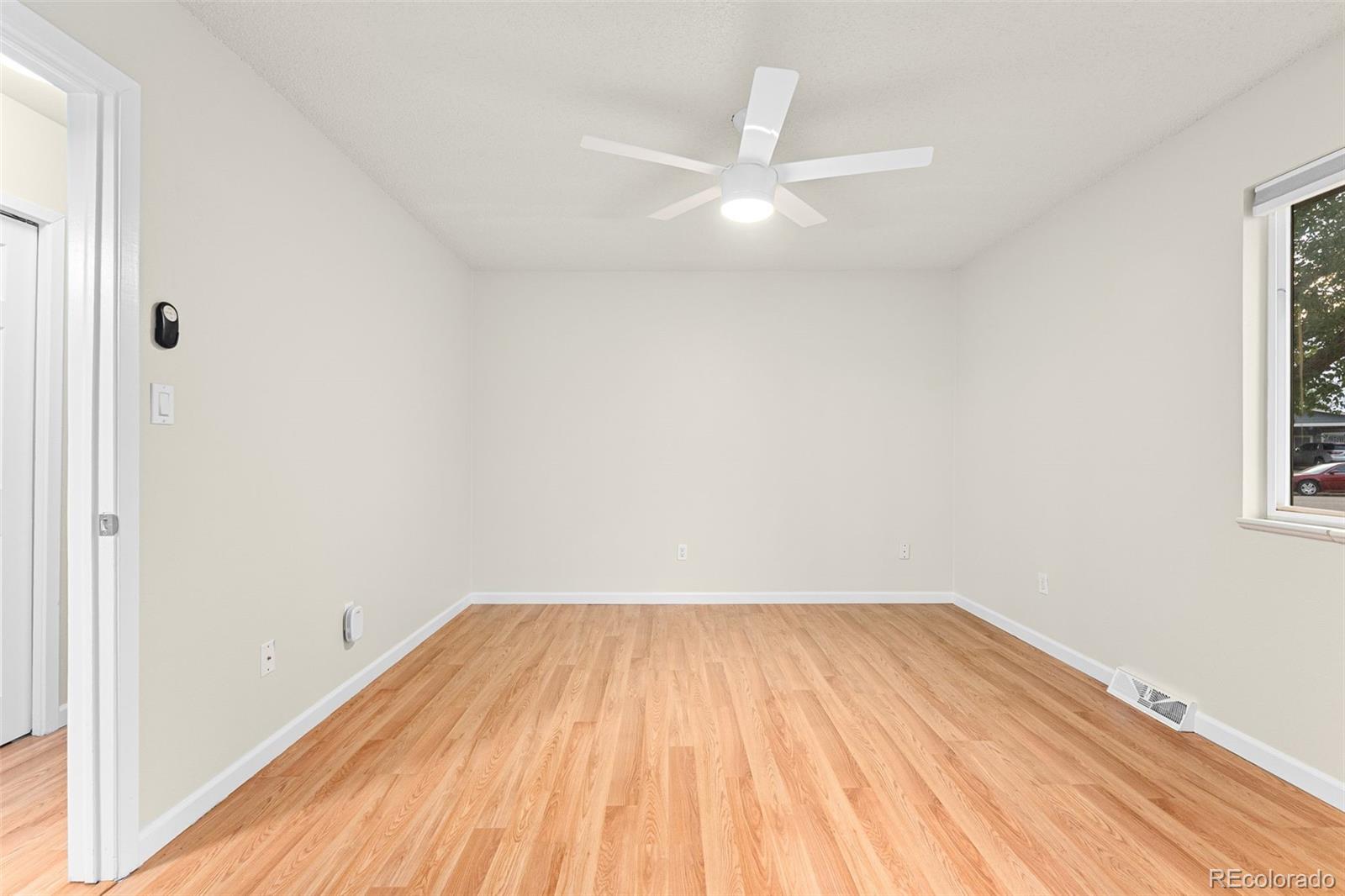 MLS Image #13 for 1102  nucla street,aurora, Colorado