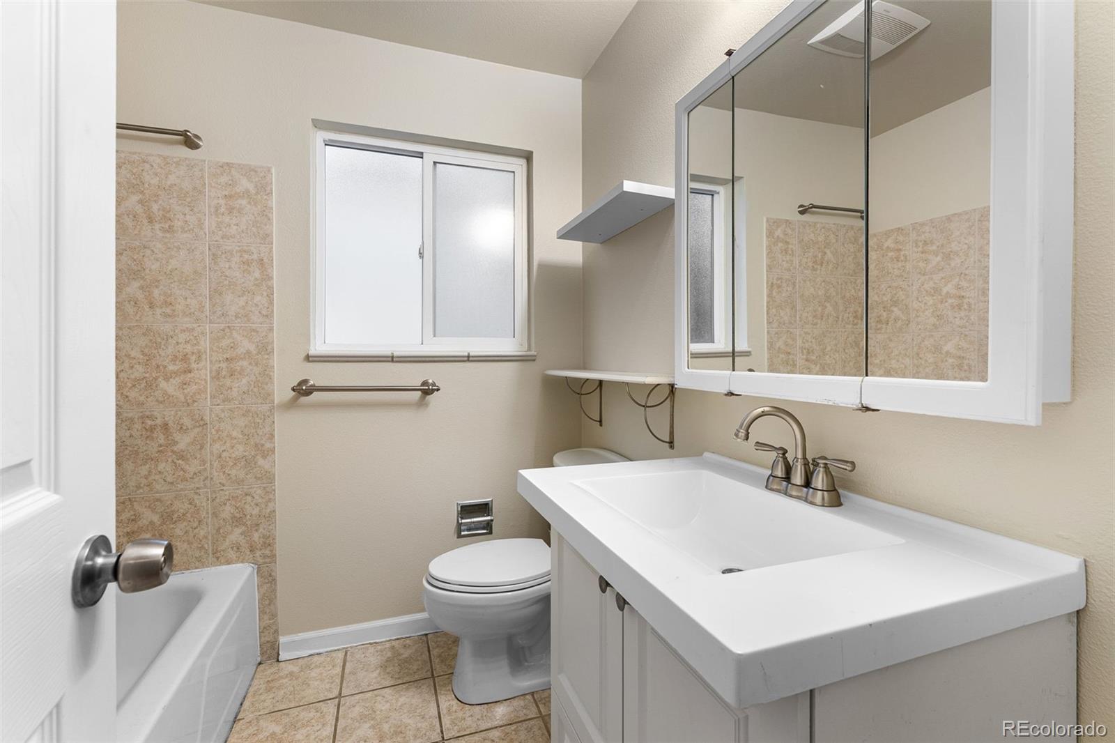 MLS Image #19 for 1102  nucla street,aurora, Colorado
